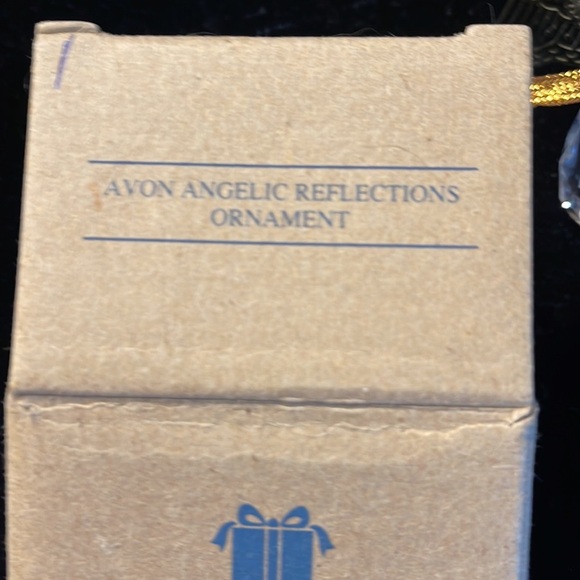 Avon Vtg Collectible “Angelic Reflections Ornament” - Picture 7 of 8